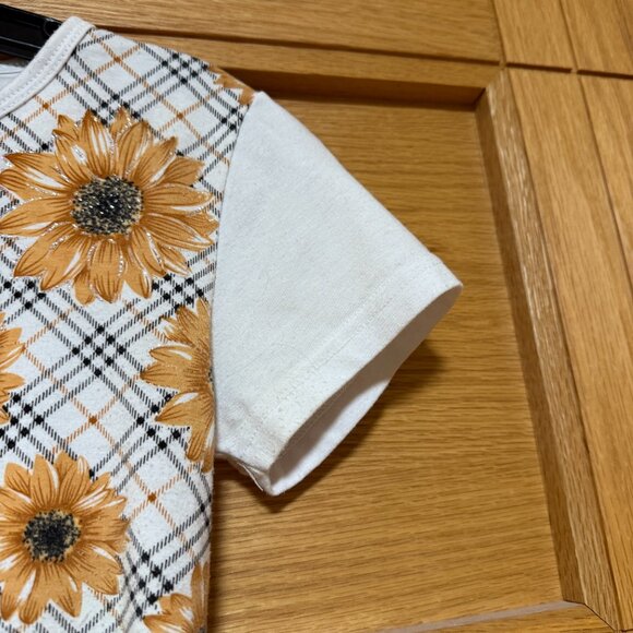 3/10$, Orange White Floral Top Size XS - Picture 2 of 12
